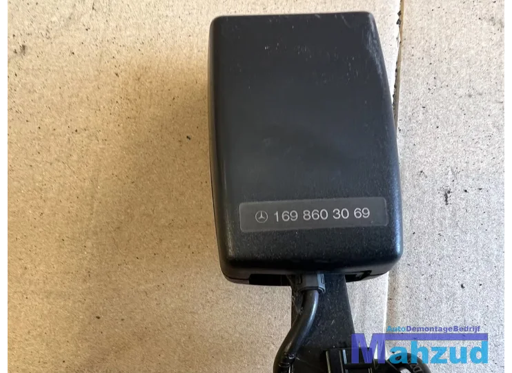 mercedes-bklasse-w245-rechts-achter-gordel-sluiting-1698603069
