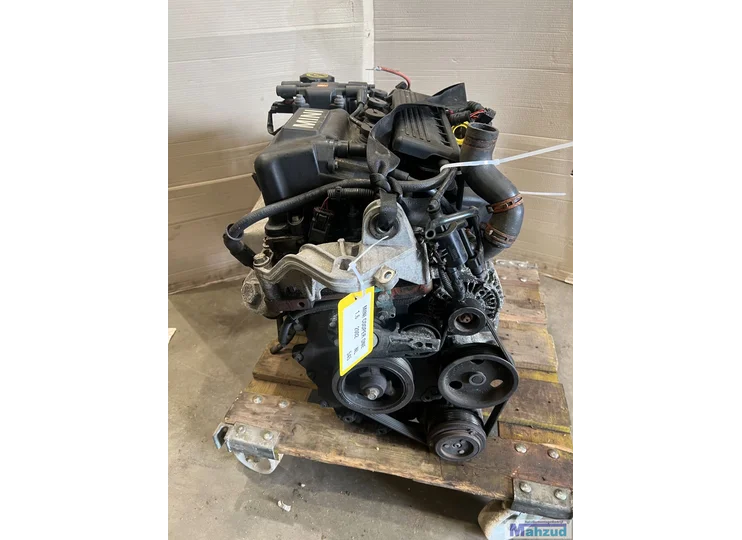 MINI COOPER ONE R50 1.6 Engine block engine W10B16A