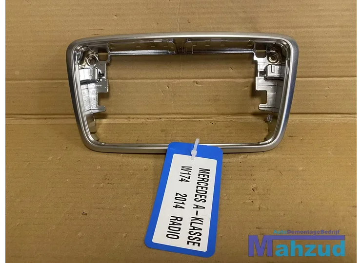MERCEDES CLA GLA A KLASSE Radio frame sierlijst 2011-2019