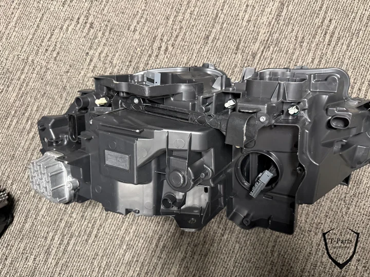 volvo-s90-v90-koplamp-rechts-31446507-lamp — foto 4