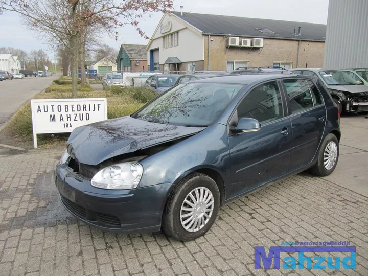 2008-volkswagen-golf-5-16-fsi-demontage-sloop-115 — foto 3