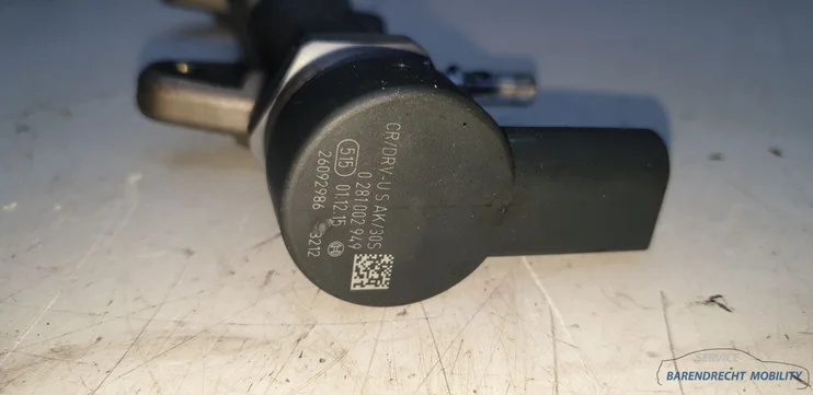 injectorrail-b47d20a-bmw-1-3-4-5-serie-fseries-851415402-druksensor-brandstof-origineel-gebruikt — foto 3