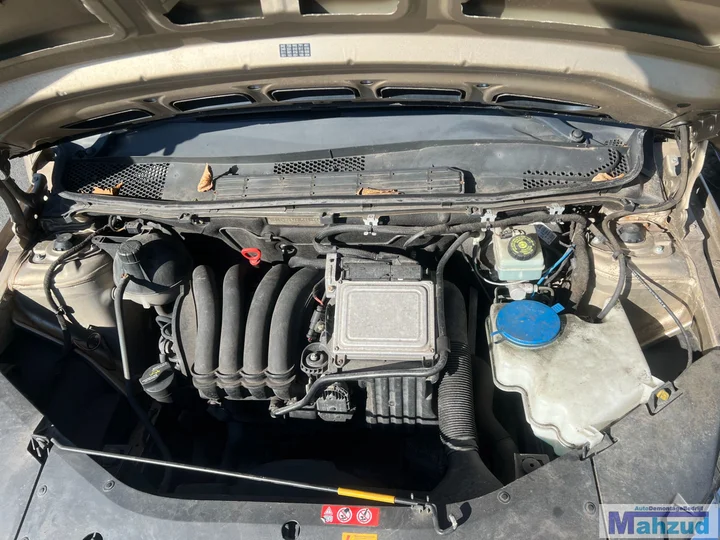 mercedes-b-klasse-b150-brons-791-demontage-sloop-onderdelen — foto 27