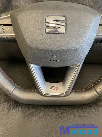 seat-ibiza-4-fr-stuurwiel-stuur-met-airbag-sportstuur-2016 — foto 6
