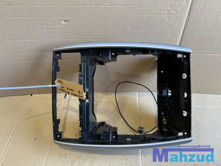 mercedes-bklasse-w245-middenconsole-radio-frame-20052011 — foto 2