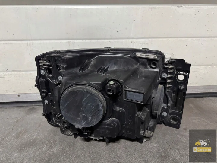 89908121-land-rover-discovery-iv-bi-xenon-led-torsieverlichting-links-lift — foto 3