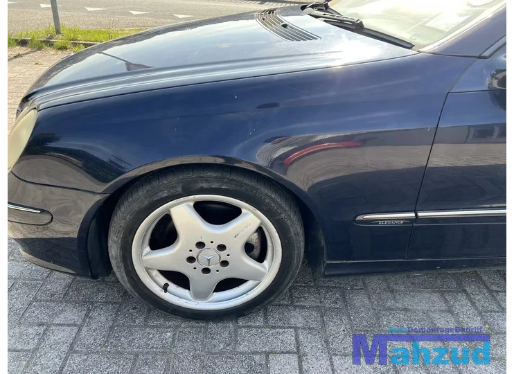 MERCEDES CLK W209 K359 BLAUW links voorscherm 2003-2010