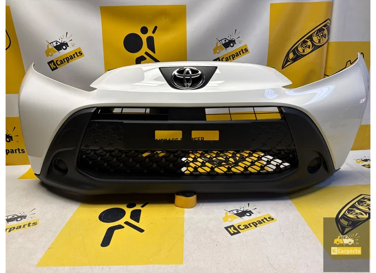 Toyota Aygo X Voorbumper origineelCompleet52119-OH19nieuw