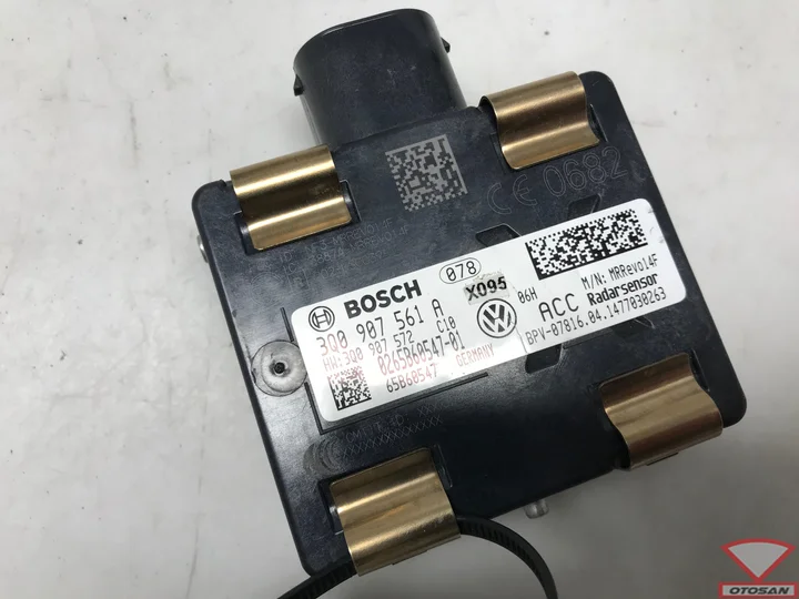 vw-passat-b8-acc-radarsensor-3q0907561a — foto 2