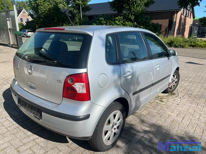 vw-polo-9n-12-azq-zilver-la7w-demontage-onderdelen — foto 6