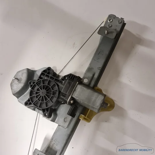 renault-clio-iv-raam-mechanisme-motor-ruit-mechaniek-rechts-achter-ra-origineel-nette-staat-gebruikt-2012-2013-2014-2015-2016-2017-2018-2019-2020-barendrecht-mobility-service — foto 3
