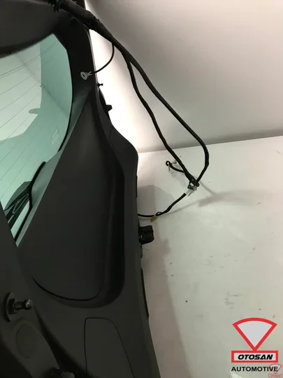 renault-megane-2018-achterklep-+-achteruitrijcamera-privacy — foto 4