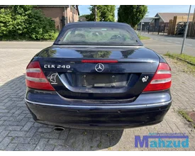 mercedes-clk-w209-cabrio-blauw-onderdelen-demontage — foto 7