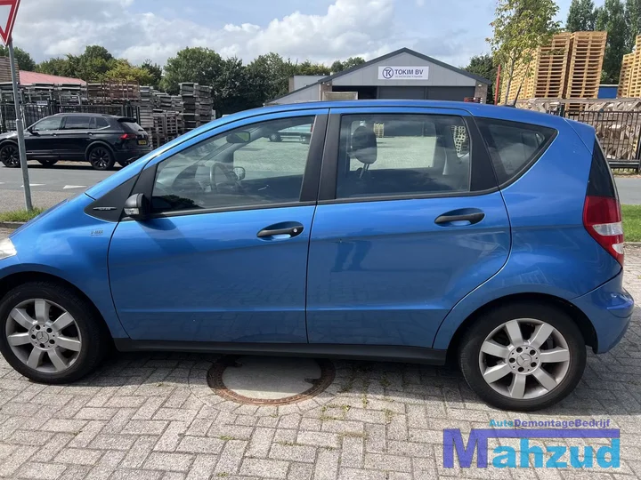 2006-mercedes-a-klasse-w169-a150-15-266920-blauw-955-onderdelen — foto 4