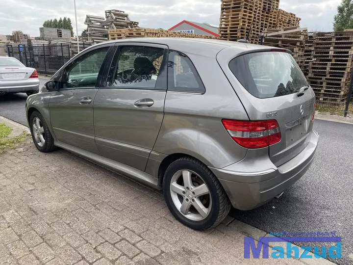 2006-mercedes-b-klasse-w245-b170-17-onderdelen-demontage — foto 4