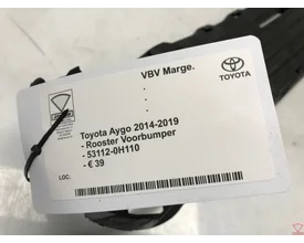 toyota-aygo-2014-2019-rooster-voorbumper-53112-0h110 — foto 2