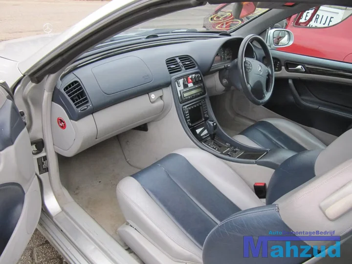 2001-mercedes-a208-clk-320-32-demontage-sloop-33 — foto 17