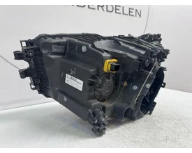 mercedes-actros-xenon-koplamp-rechts-a9608202739 — foto 6