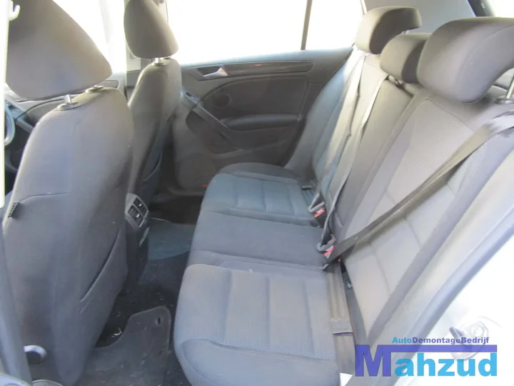 golf-6-zwart-grijs-interieur-5-deurs-compleet — foto 3