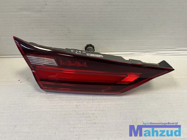 bmw-1-serie-f40-links-binnen-achterlicht-2019 — foto 2