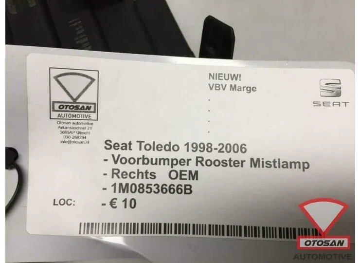 Seat Toledo 2000 Voorbumper Rooster Rechts Nieuw! 1M0853666B