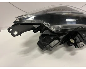 mazda-2-fl-vol-led-koplampen-set-13-pins-d43n51040-d43n51030 — foto 5