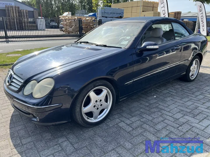 mercedes-clk-w209-cabrio-blauw-onderdelen-demontage — foto 4