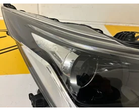 toyota-aygo-facelift-rechts-koplamp-172023-origineel — foto 2