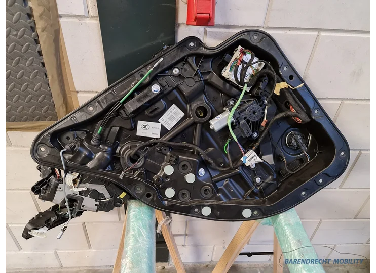 Mercedes W213 E Klasse sedan raam mechanisme motor ruit slot mechaniek module links achter LA A2139004709 origineel nette staat gebruikt 2016 2017 2018 2019 2020 2021 BARENDRECHT MOBILITY SERVICE