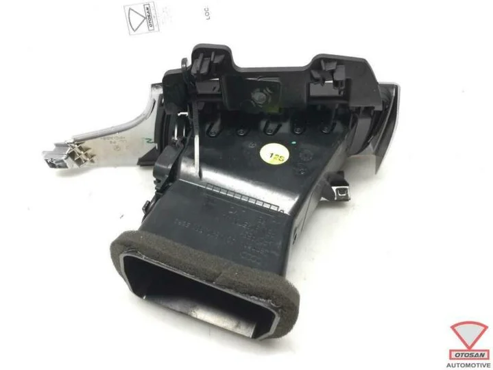 audi-a6-a7-4g-luchtrooster-links-dashboard-4g1820901 — foto 2