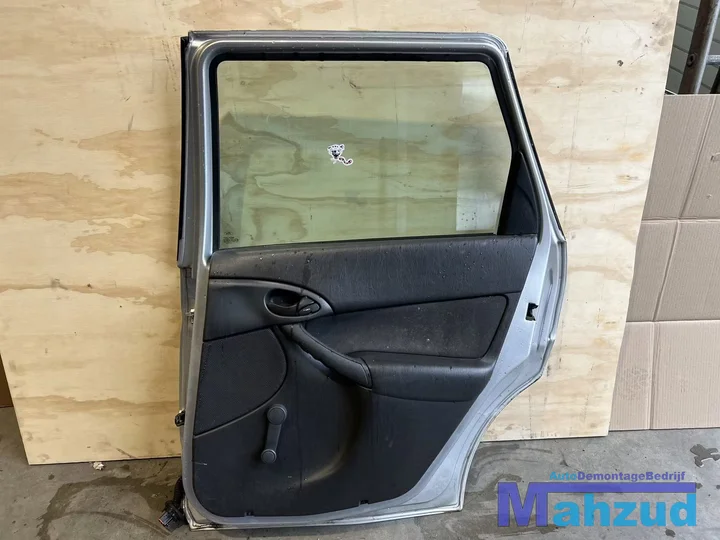 ford-focus-1-station-zilver-grijs-links-achter-deur-portier-19992007 — foto 3