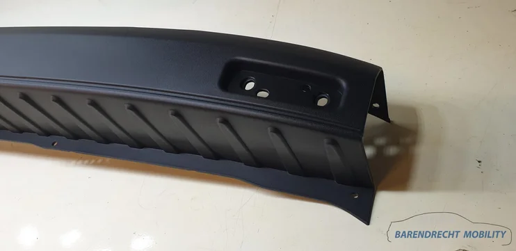 achterbumper-ford-transit-courier-connect-achter-bumper-zwart-zo-goed-als-nieuw — foto 2