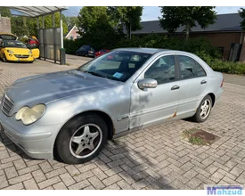 c-klasse-w203-c180-18-zilver-demontage-sloop-onderelen — foto 3
