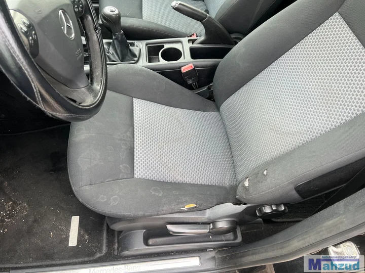 mercedes-a-klasse-w169-a150-15-zwart-191-demontage-onderdelen — foto 25