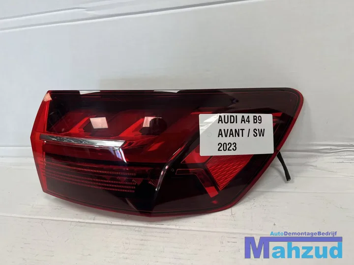 audi-a4-b9-avant-rechts-buiten-achterlicht-20202024 — foto 2
