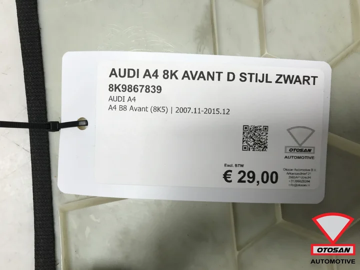 audi-a4-8k-avant-hemeldeel-d-stijl-zwart-8k9867839 — foto 2