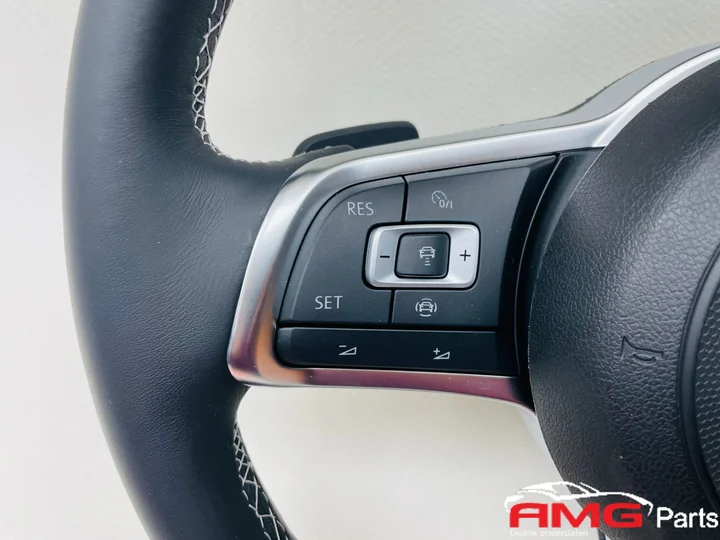 vw-passat-b8-r-line-stuur-met-airbag-dsg-facelift — foto 2