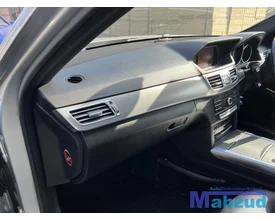 e-klasse-w212-dashboard-armsteun-asbak-luchtrooster-stuur — foto 4