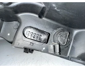 ford-transit-mk8-koplamp-rechts-zwart-binnen-gk3113w029bb — foto 5