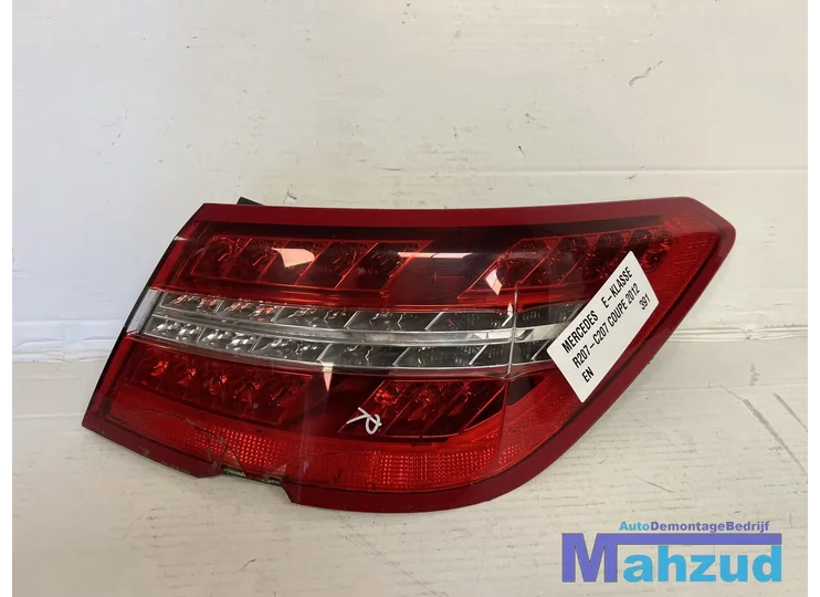MERCEDES E C207 rechts buiten achterlicht A2079060258 2009-2016