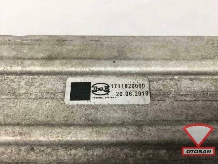alfa-romeo-giulietta-2018-intercooler-radiateur-2.0jtd — foto 4