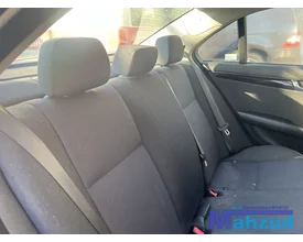 mercedes-c-klasse-w204-interieur-stof-stoelen-bank-2007-2011