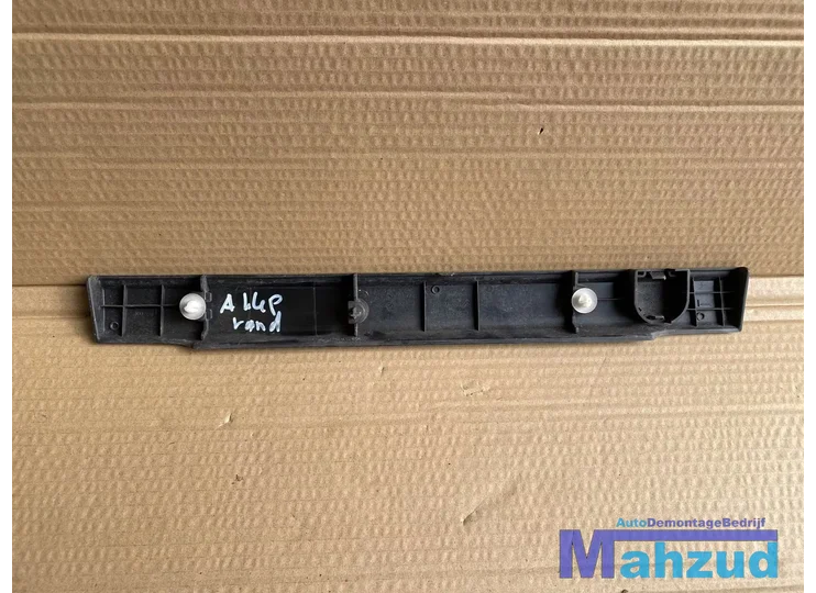 citroen-c2-kofferklep-rand-bekleding-afdekkap-reservewiel-20032012