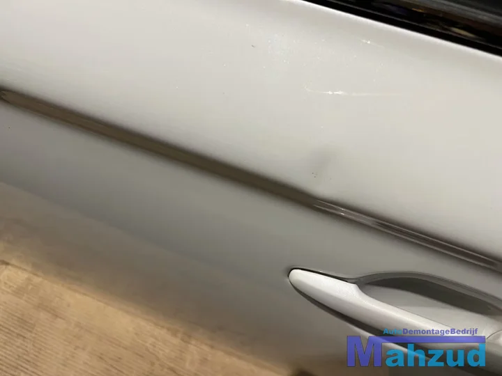 mitsubishi-outlander-phev-wit-links-voor-deur-portier-2015 — foto 4
