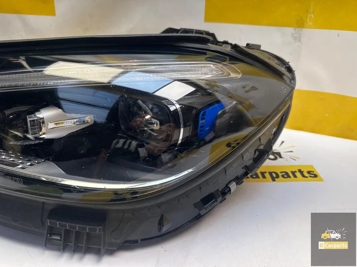 mercedes-c-klasse-w206-multibeam-a2069062903-links-koplamp — foto 2