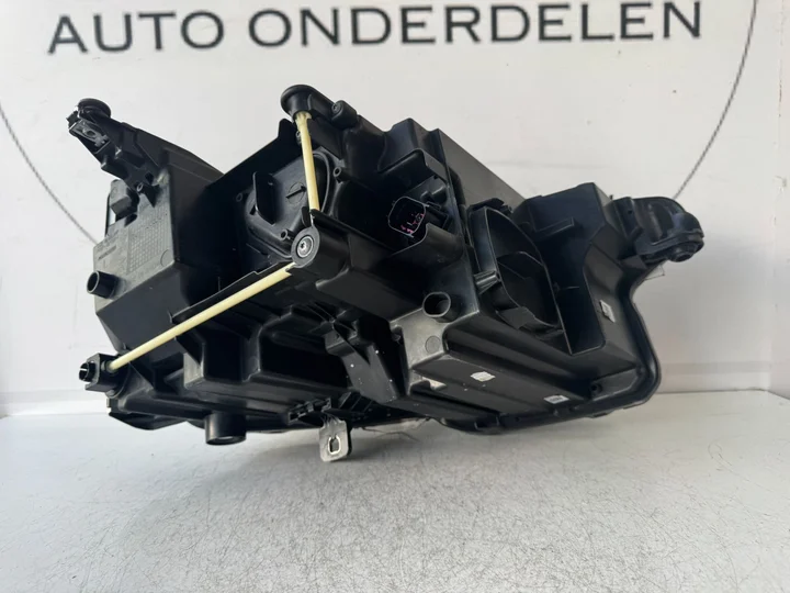 audi-q4-etron-vol-led-koplamp-rechts-89a941033 — foto 8