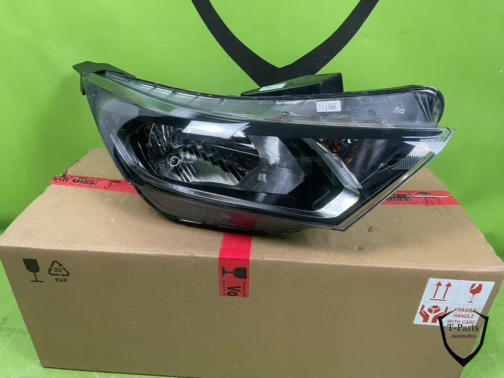 hyundai-i20-rechts-koplamp-lamp-92102q0000 — foto 2