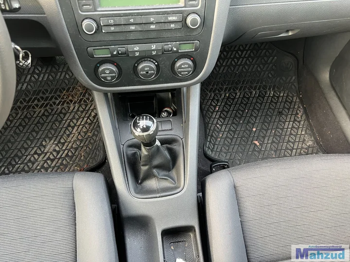 vw-golf-5-14-fsi-blauw-lc5j-bkg-fxq-demontage-sloop-onderdelen — foto 13