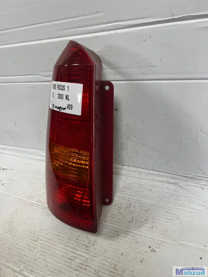 ford-focus-1-station-links-achterlicht-19982004 — foto 2
