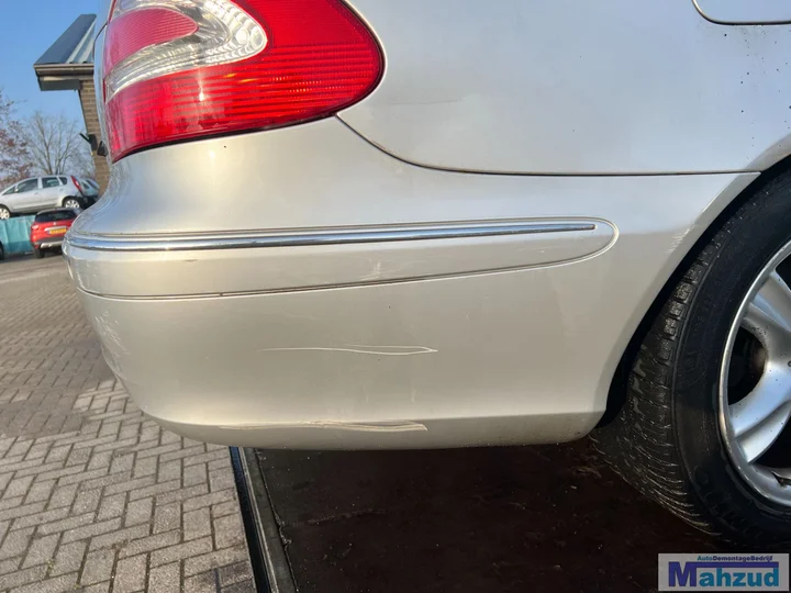 mercedes-clk-w209-zilver-744-achterbumper-pdc-20022009 — foto 2
